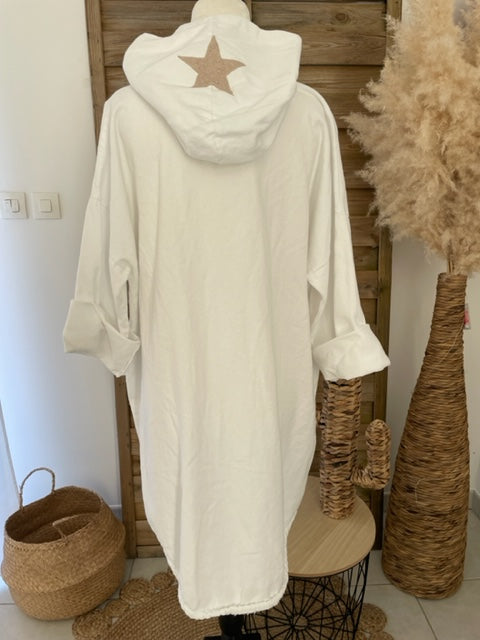 Veste à capuche blanche