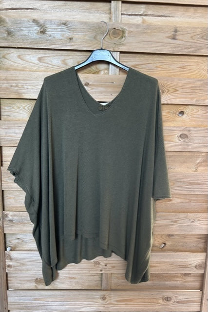 Pull Kaki Oversize
