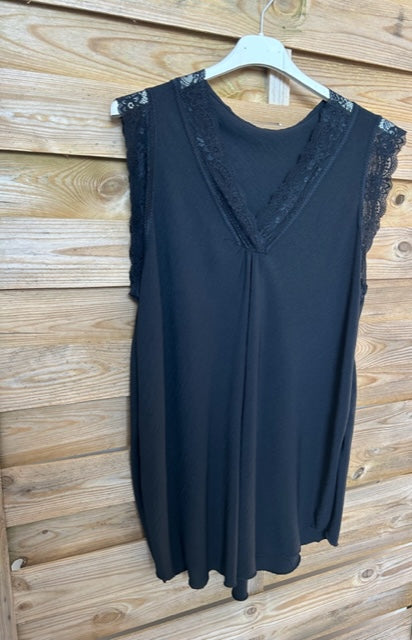 Haut dentelle Grande Taille noir